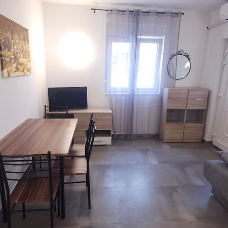 Apartmani Viktorija Fažana Chambre photo