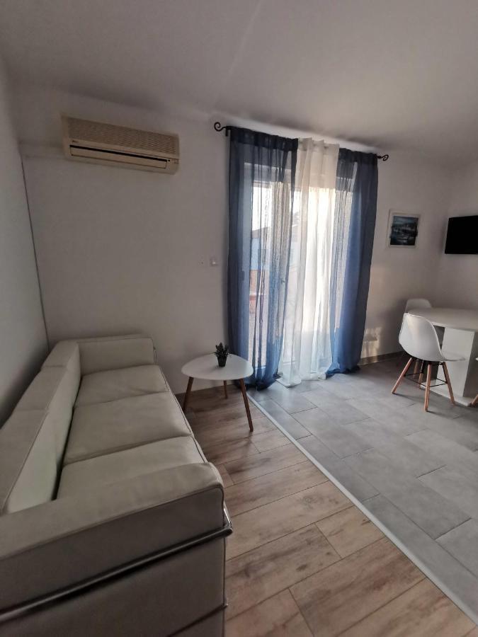 Apartmani Viktorija Fažana Extérieur photo
