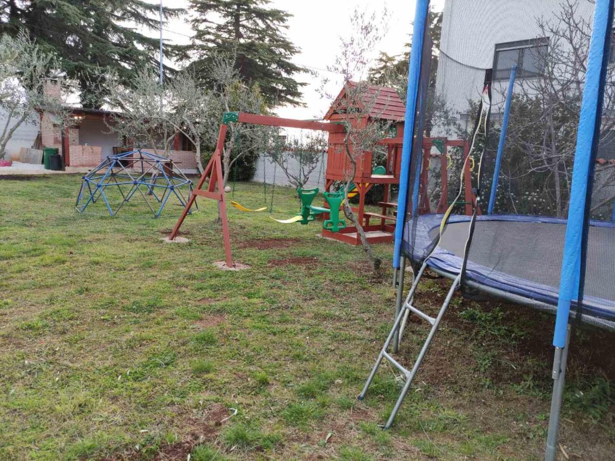 Apartmani Viktorija Fažana Extérieur photo