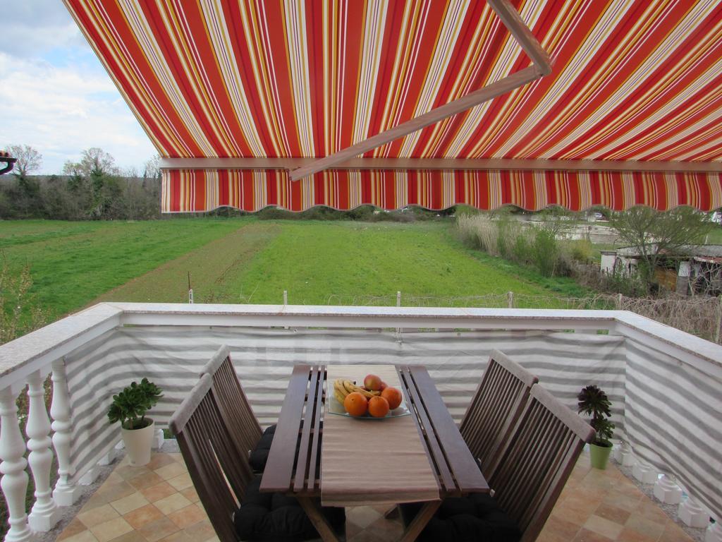 Apartmani Viktorija Fažana Extérieur photo