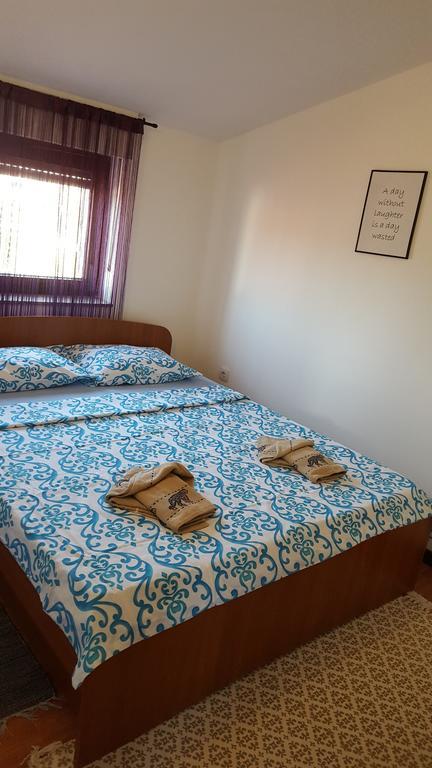 Apartmani Viktorija Fažana Extérieur photo
