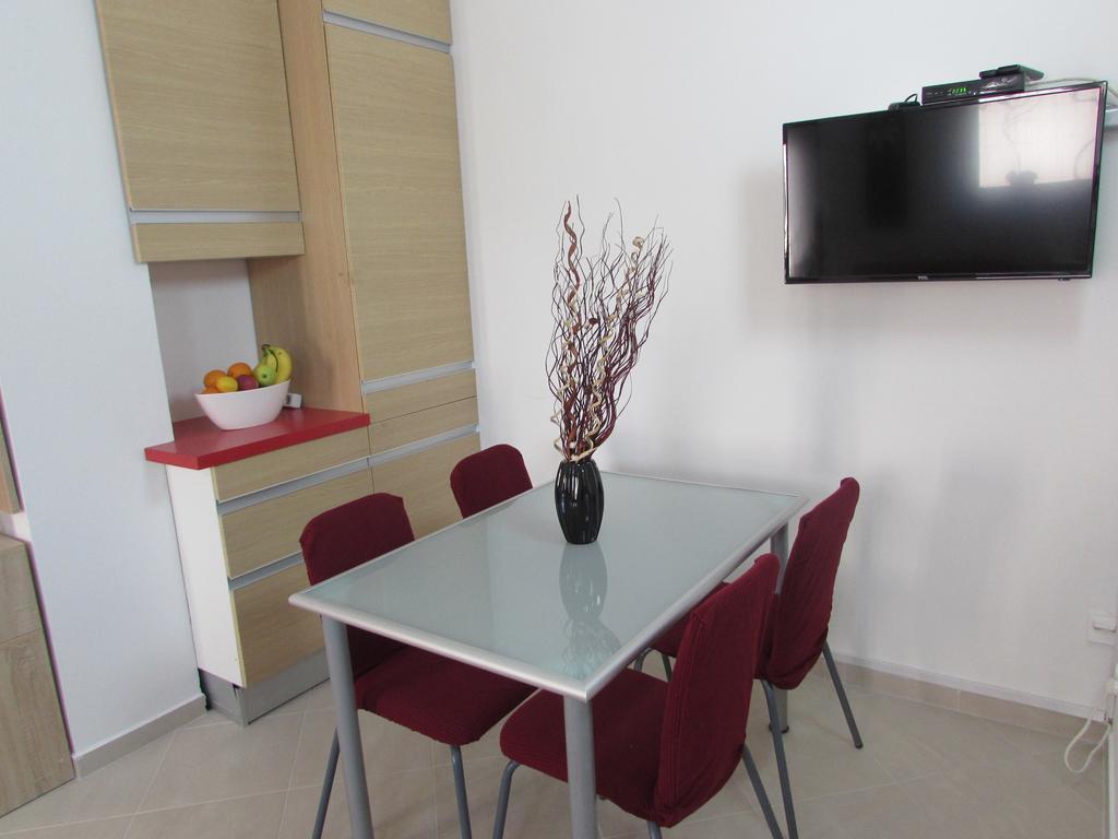 Apartmani Viktorija Fažana Extérieur photo